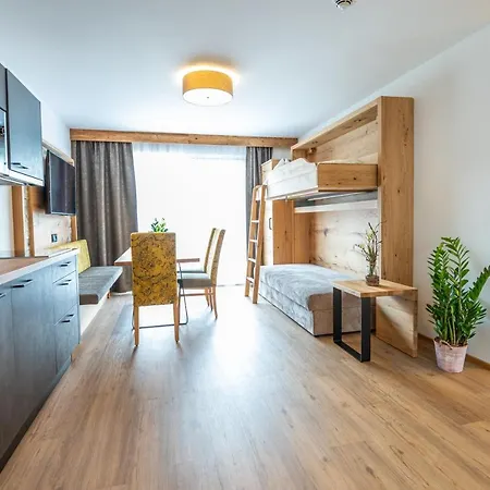 Bergsee Apartman *
